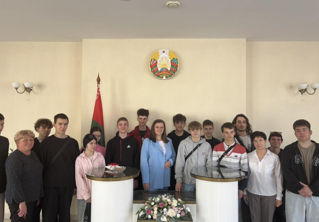 Экскурсия в Хойникский отдел ЗАГС